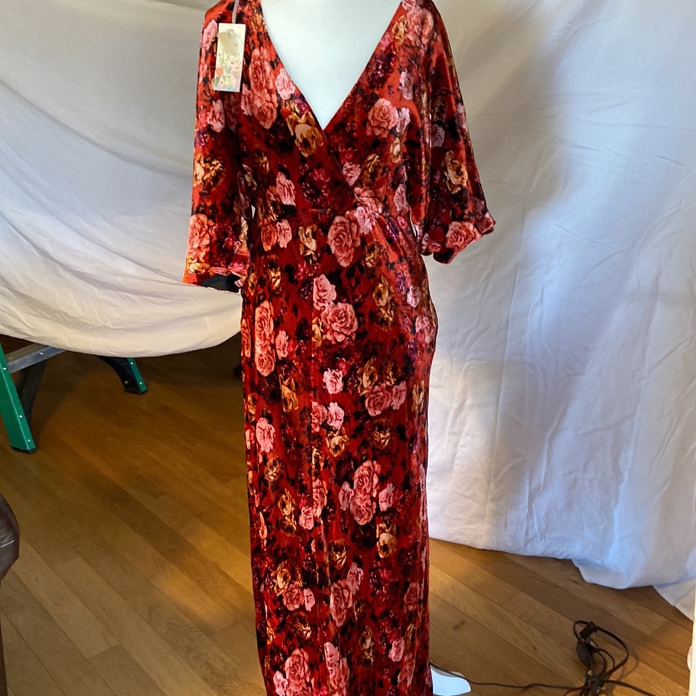 Johnny Was NWTBeautiful dress lined in silk Prom Prom 175 Firm